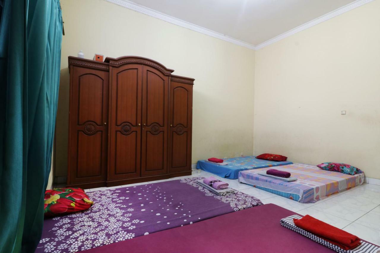 Backpack Syariah Cempaka Putih Barat Hostel Jakarta Buitenkant foto