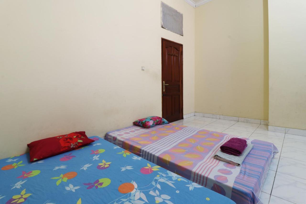 Backpack Syariah Cempaka Putih Barat Hostel Jakarta Buitenkant foto