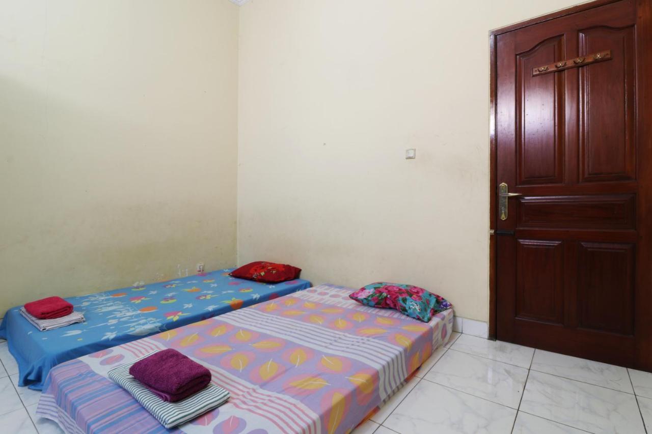 Backpack Syariah Cempaka Putih Barat Hostel Jakarta Buitenkant foto