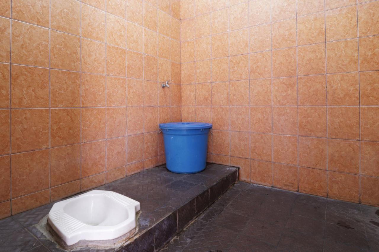 Backpack Syariah Cempaka Putih Barat Hostel Jakarta Buitenkant foto